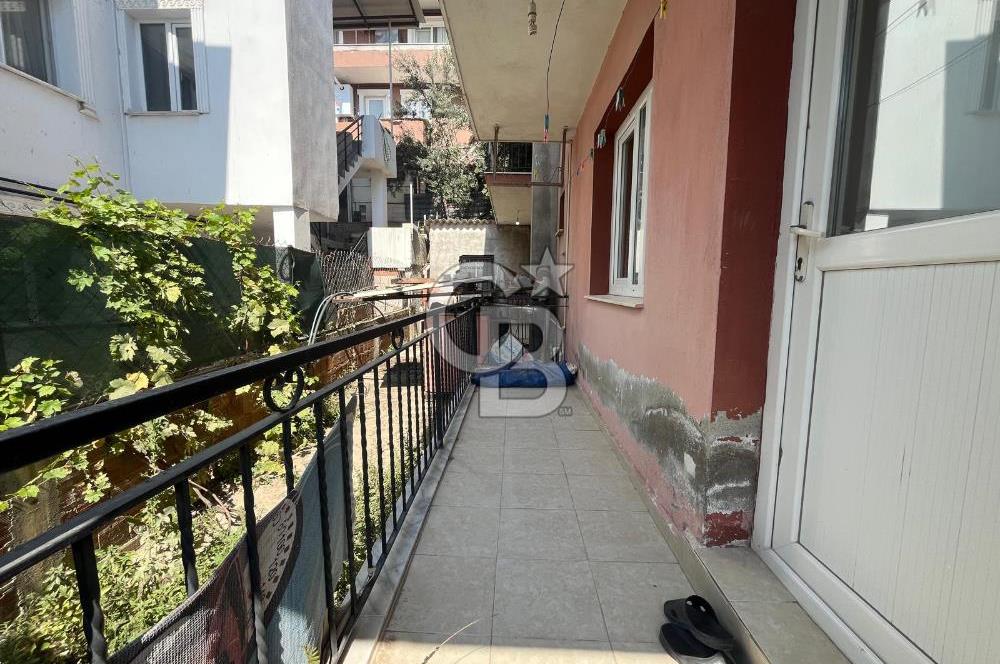 URLA SANAT SOKAĞI YAKINI BAHÇE KULLANIMLI 2+1 SATILIK DAİRE 