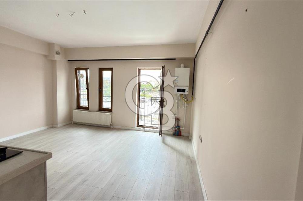 FEVZİPAŞA DA YENİ BİNADA MANZARALI ARA KAT KİRALIK 1+1 DAİRE