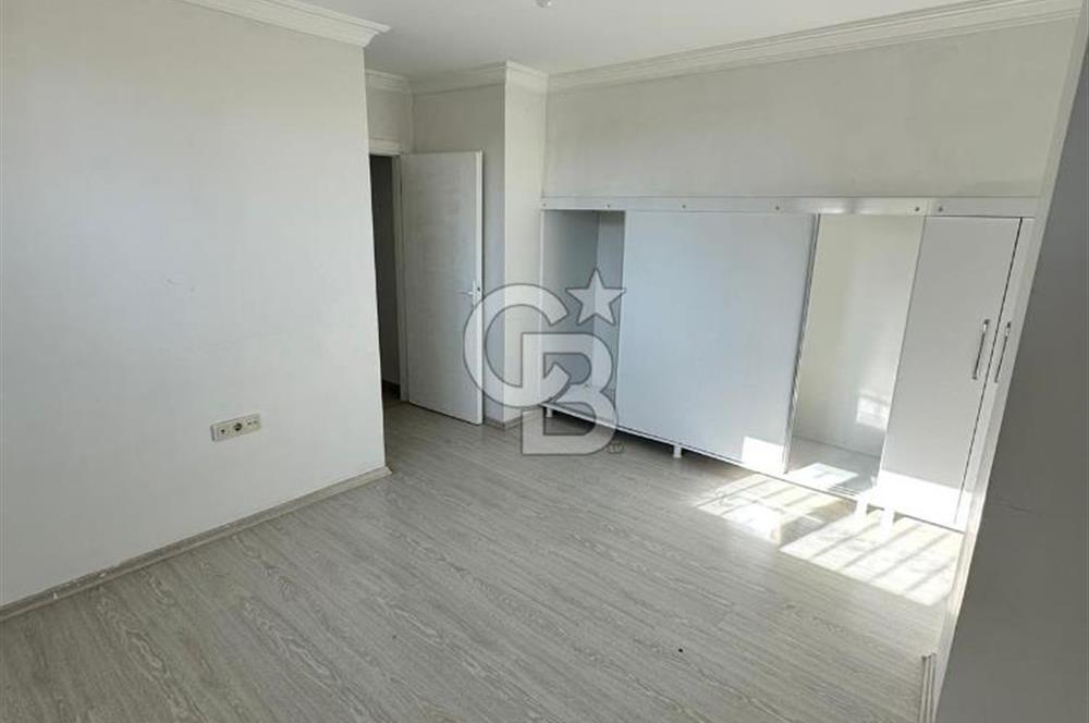 SANCAKTEPE DE MERKEZDE METROYA YAKIN SATILIK 3+1 DAİRE