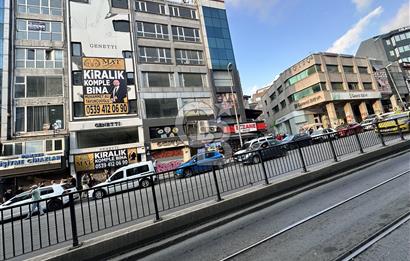 SÖĞÜTLÜÇEŞME CAD. ÜZERİNDE ÇİFT CEPHELİ KİRALIK OFİS KATI