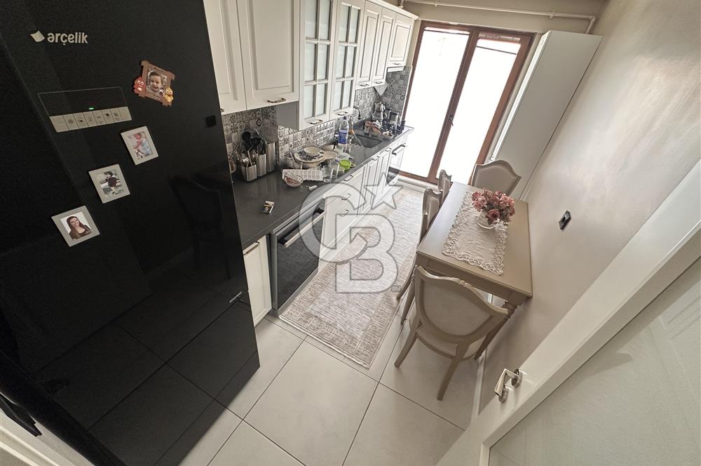 ÇAMLICA'DA KAPALI OTOPARKLI-TERASLI-MANZARALI 4+1 DAİRE