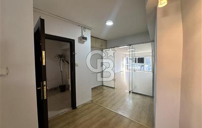 SÖĞÜTLÜÇEŞME CAD. ÜZERİNDE ÇİFT CEPHELİ KİRALIK OFİS KATI