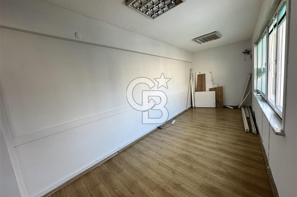 SÖĞÜTLÜÇEŞME CAD. ÜZERİNDE ÇİFT CEPHELİ KİRALIK OFİS KATI