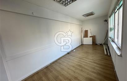 SÖĞÜTLÜÇEŞME CAD. ÜZERİNDE ÇİFT CEPHELİ KİRALIK OFİS KATI