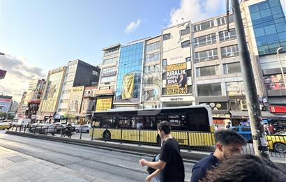 SÖĞÜTLÜÇEŞME CAD. ÜZERİNDE ÇİFT CEPHELİ KİRALIK OFİS KATI