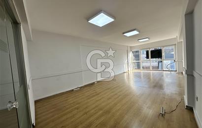 SÖĞÜTLÜÇEŞME CAD. ÜZERİNDE ÇİFT CEPHELİ KİRALIK OFİS KATI