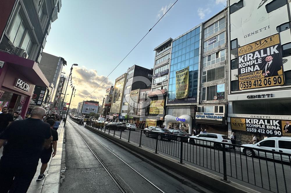 SÖĞÜTLÜÇEŞME CAD. ÜZERİNDE ÇİFT CEPHELİ KİRALIK OFİS KATI