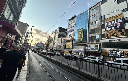 SÖĞÜTLÜÇEŞME CAD. ÜZERİNDE ÇİFT CEPHELİ KİRALIK OFİS KATI
