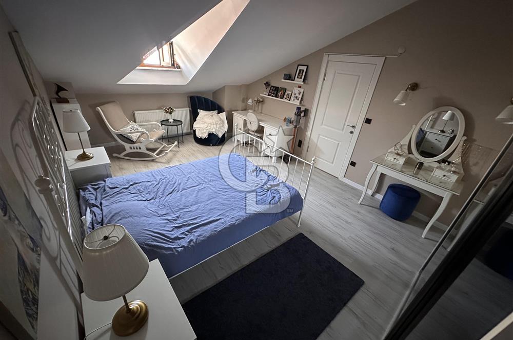 ÇAMLICA'DA KAPALI OTOPARKLI-TERASLI-MANZARALI 4+1 DAİRE