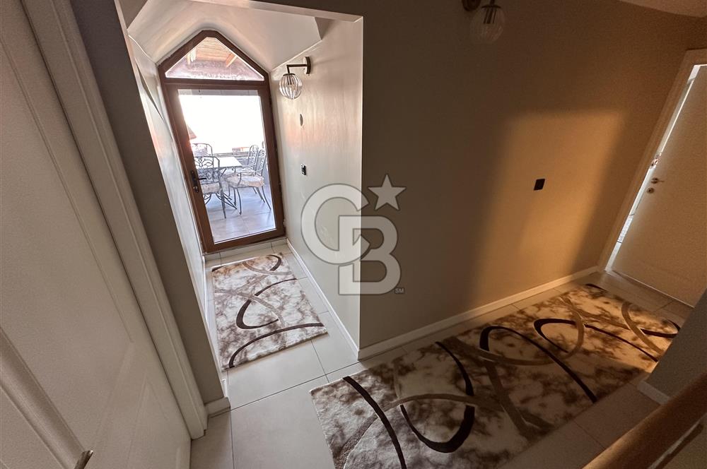 ÇAMLICA'DA KAPALI OTOPARKLI-TERASLI-MANZARALI 4+1 DAİRE