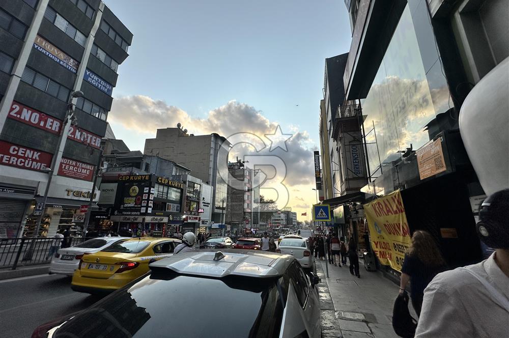 SÖĞÜTLÜÇEŞME CAD. ÜZERİNDE ÇİFT CEPHELİ KİRALIK OFİS KATI