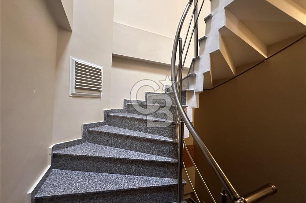 ÇAMLICA CAMİİNE KOMŞU | 6+2 AYRI GİRİŞLİ SATILIK DUBLEKS DAİRE
