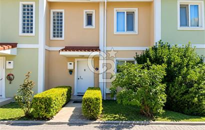 KOCAELİ KARTEPE VİLLAM 1 SİTESİNDE SATILIK 3+1 VİLLA