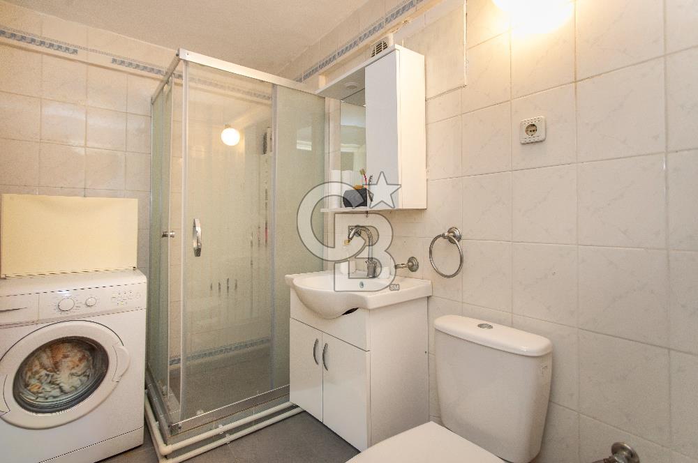 Yenifoça Marinaya Yürüme Mesafesinde Satılık 3+1 Villa