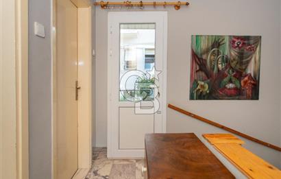 Yenifoça Marinaya Yürüme Mesafesinde Satılık 3+1 Villa