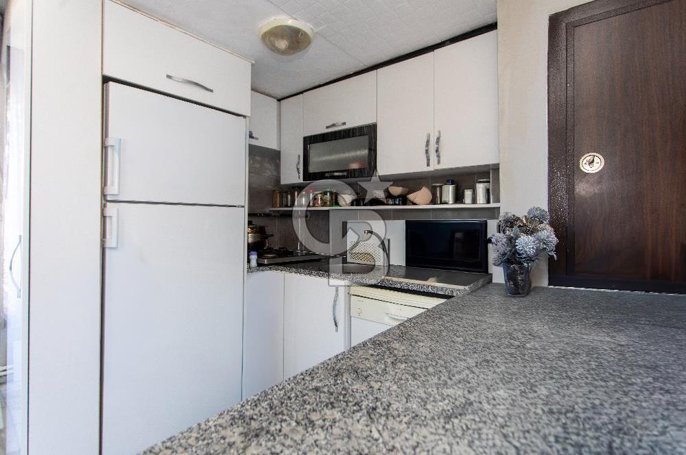 Yenifoça Marinaya Yürüme Mesafesinde Satılık 3+1 Villa