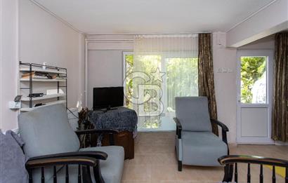 Yenifoça Marinaya Yürüme Mesafesinde Satılık 3+1 Villa