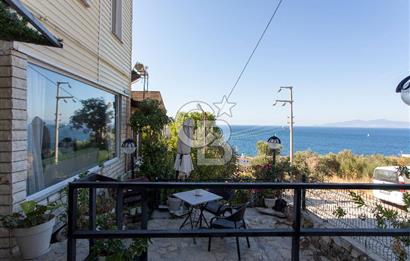Yenifoça Marinaya Yürüme Mesafesinde Satılık 3+1 Villa