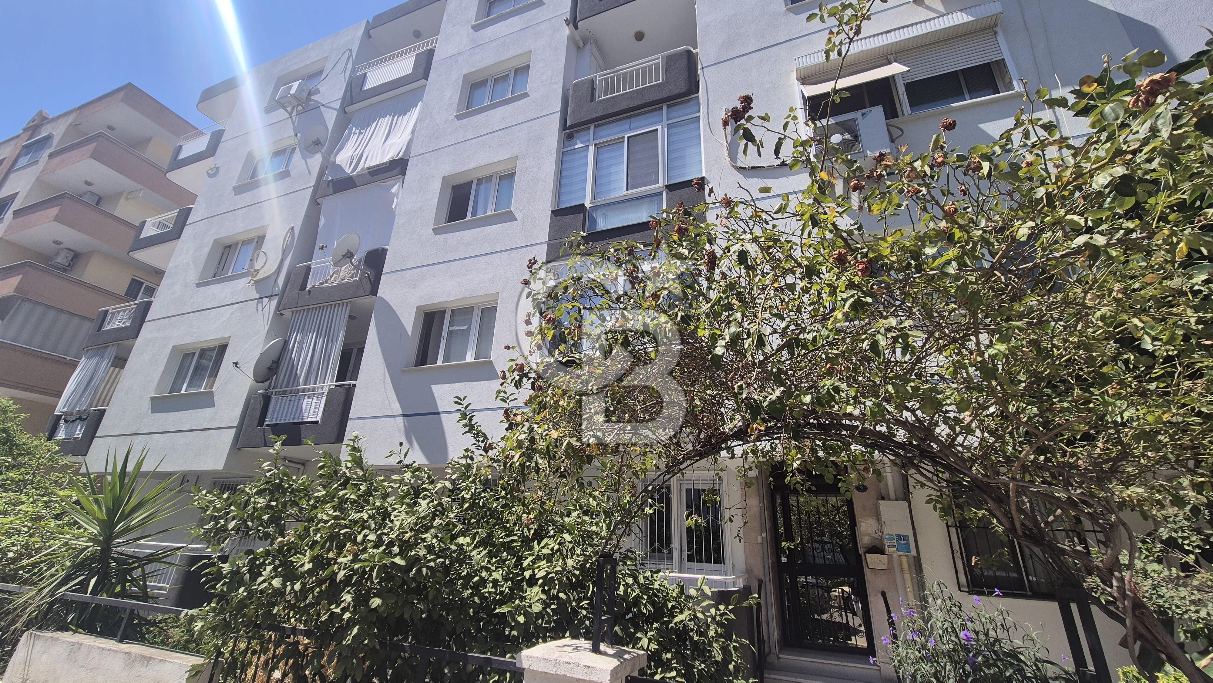 Karşıyaka Bahçelievlerde Full Tadilatlı Yüksek Giriş 3+1 Kiralık
