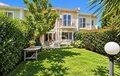 KOCAELİ KARTEPE VİLLAM 1 SİTESİNDE SATILIK 3+1 VİLLA