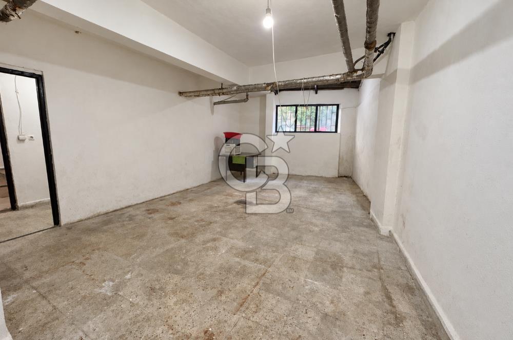 ÜSKÜDAR MERKEZDE SATILIK KOMPLE FIRSAT BİNA