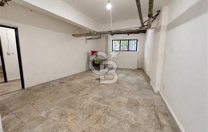 ÜSKÜDAR MERKEZDE SATILIK KOMPLE FIRSAT BİNA