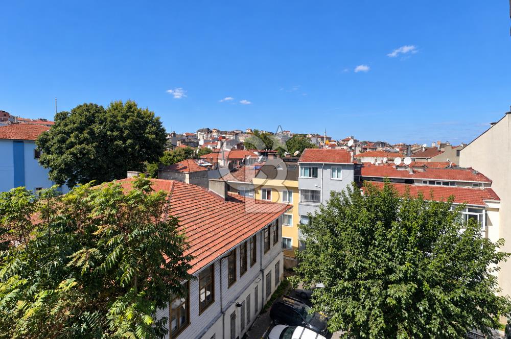 ÜSKÜDAR MERKEZDE SATILIK KOMPLE FIRSAT BİNA