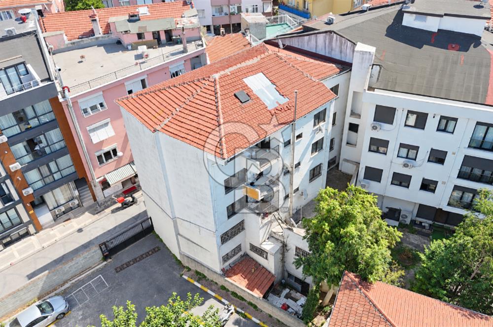 ÜSKÜDAR MERKEZDE SATILIK KOMPLE FIRSAT BİNA