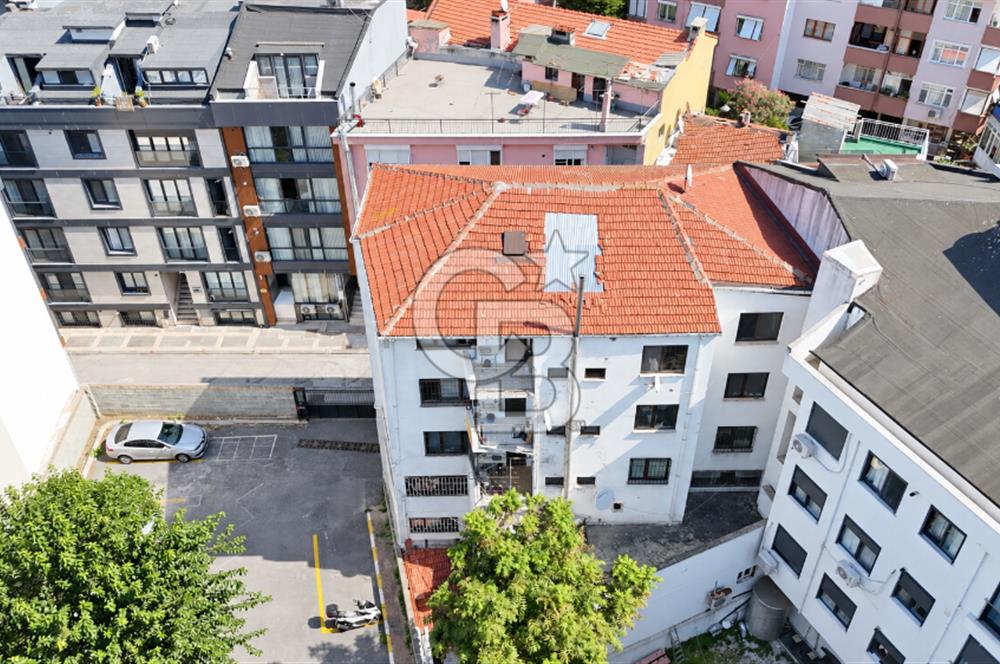 ÜSKÜDAR MERKEZDE SATILIK KOMPLE FIRSAT BİNA
