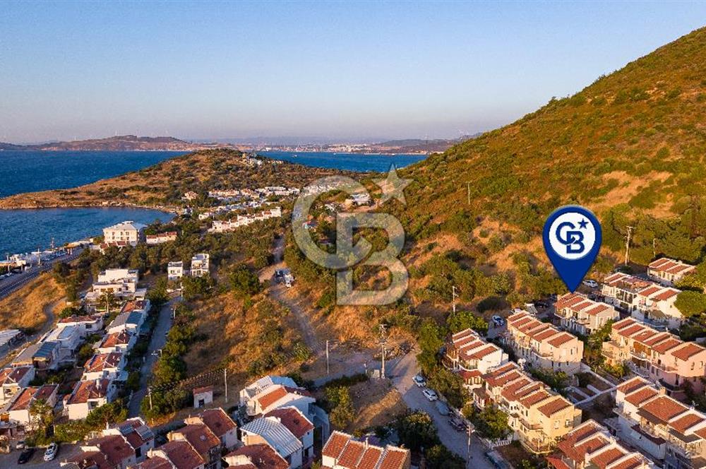 Yenifoça Marinaya Yürüme Mesafesinde Satılık 3+1 Villa