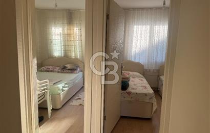 Foça Fevzi Çakmak Mahallesinde Deniz Manzaralı Kiralık 2+1