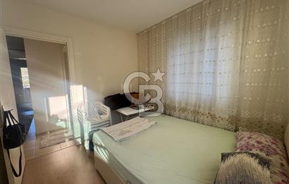 Foça Fevzi Çakmak Mahallesinde Deniz Manzaralı Kiralık 2+1