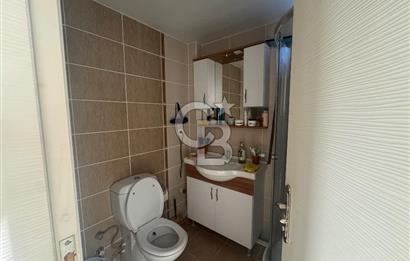 Foça Fevzi Çakmak Mahallesinde Deniz Manzaralı Kiralık 2+1