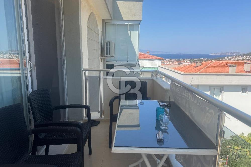 Foça Fevzi Çakmak Mahallesinde Deniz Manzaralı Kiralık 2+1
