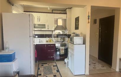 Foça Fevzi Çakmak Mahallesinde Deniz Manzaralı Kiralık 2+1