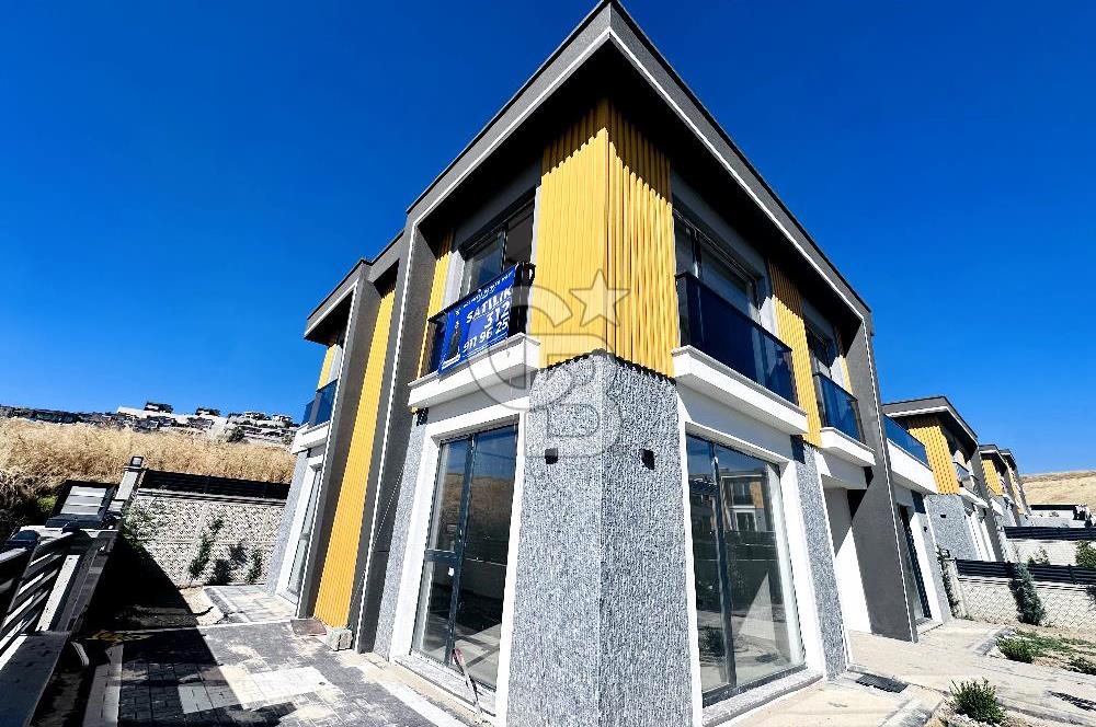YENİMAHALLE KARACAKAYA'DA 4+1 ULTRA LÜKS VİLLA 
