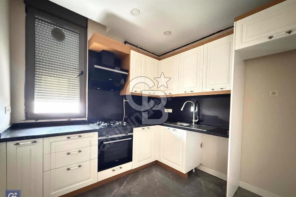Göztepe Rıdvanpaşa Sokakta Kiralık 3+1 Daire