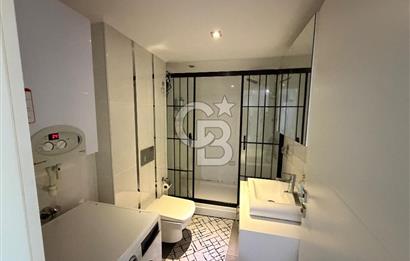 Çeşme’de Müstakil Havuzlu 4+2 Geniş Bahçeli Müstakil Villa