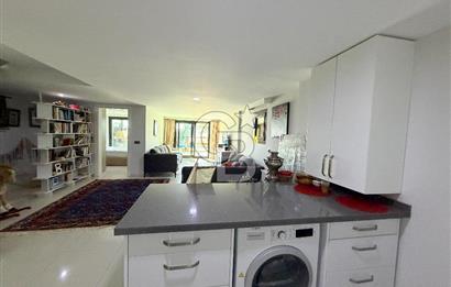 Çeşme’de Müstakil Havuzlu 4+2 Geniş Bahçeli Müstakil Villa