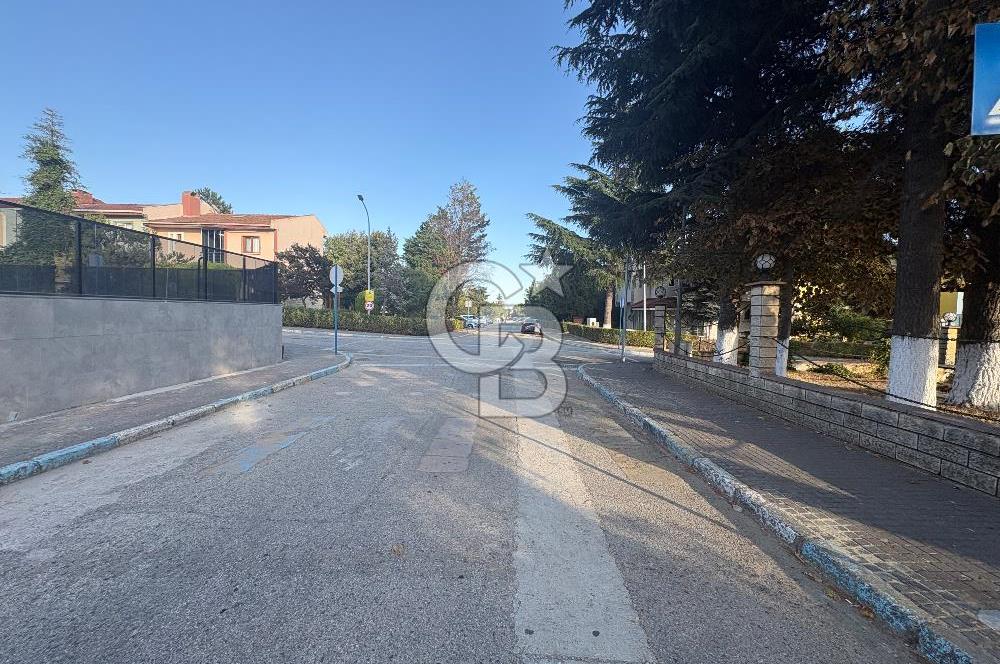 EMLAK KONUT VİLLALARINDA BAHÇE KULLANIMLI DÜKKAN