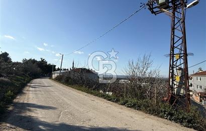MUDANYA YAYLACIK KÖY MEYDANINDA ASFALT YOLA CEPHE
