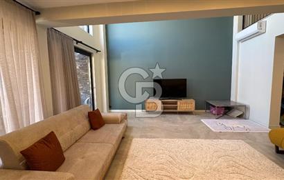 Foça Kozbeyli'de Eşyalı Kiralık Villa