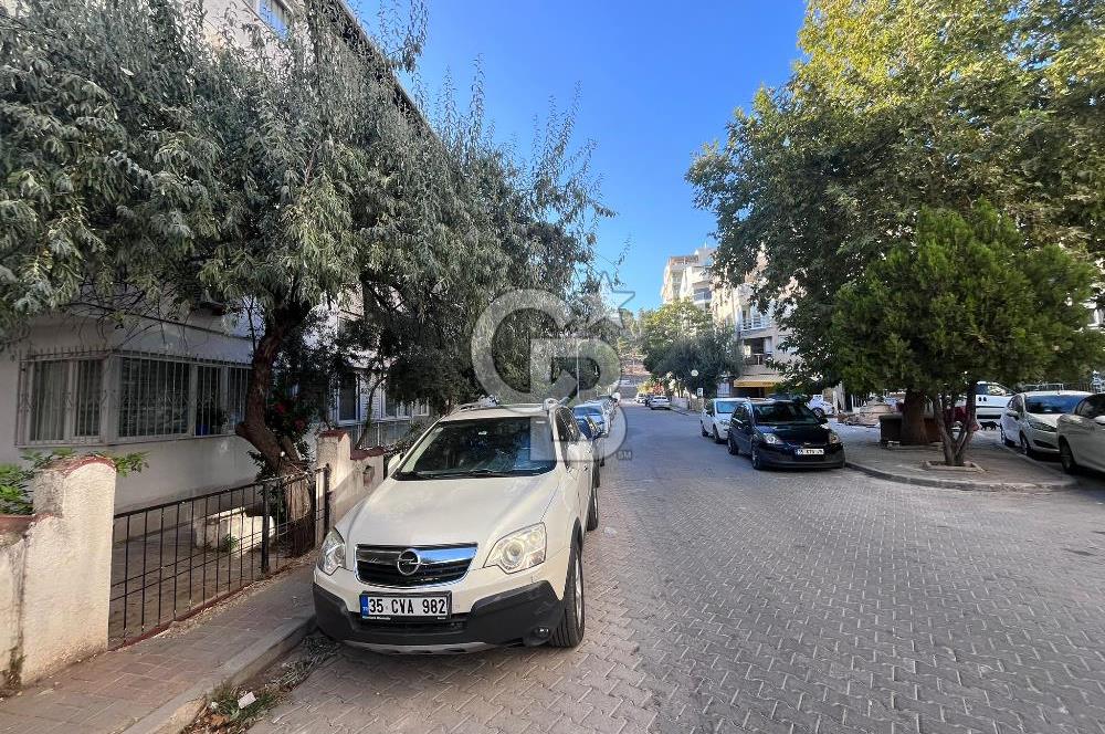 KARŞIYAKA BAHÇELİEVLER'DE KİRALIK ARAKAT 3+1 DAİRE