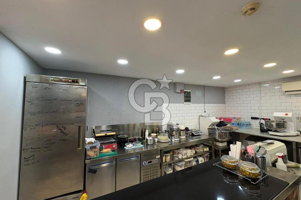 Kadıköyde Müşterisi Hazır, Çok Amaçlı Devren Kafe