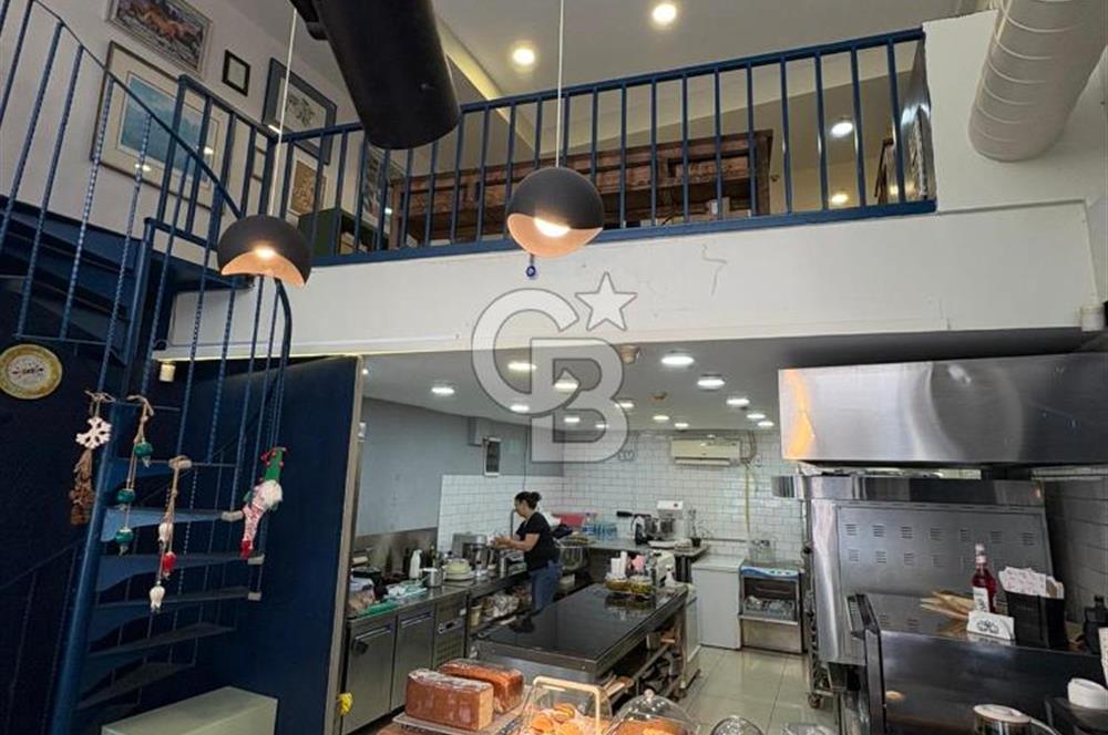 Kadıköyde Müşterisi Hazır, Çok Amaçlı Devren Kafe