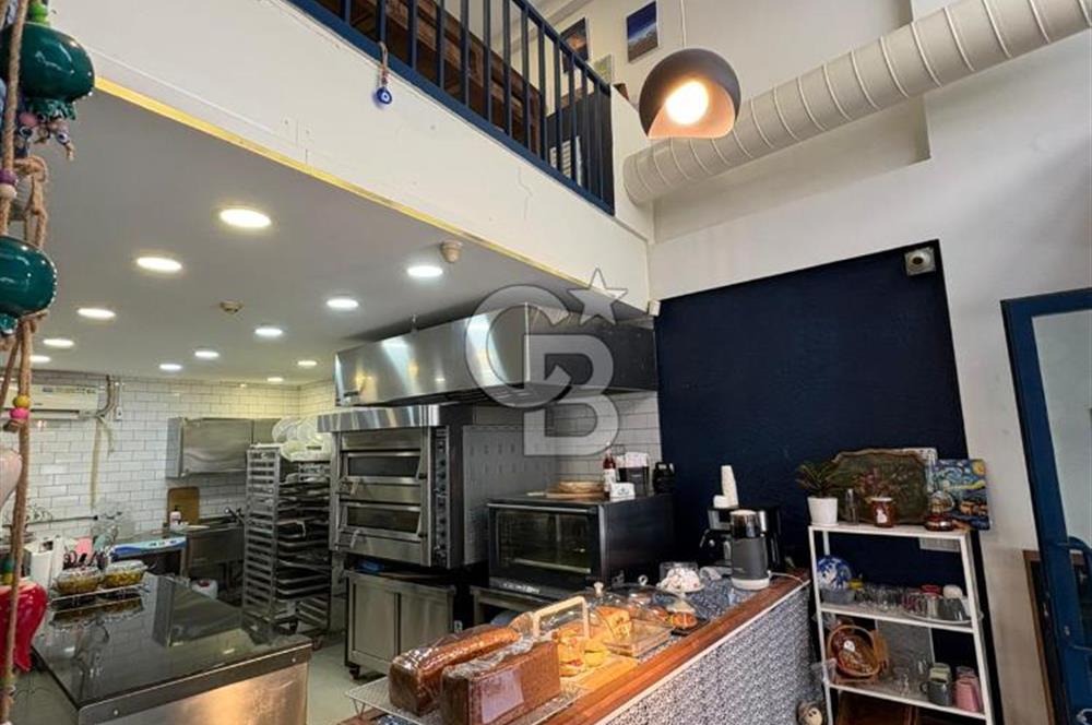 Kadıköyde Müşterisi Hazır, Çok Amaçlı Devren Kafe
