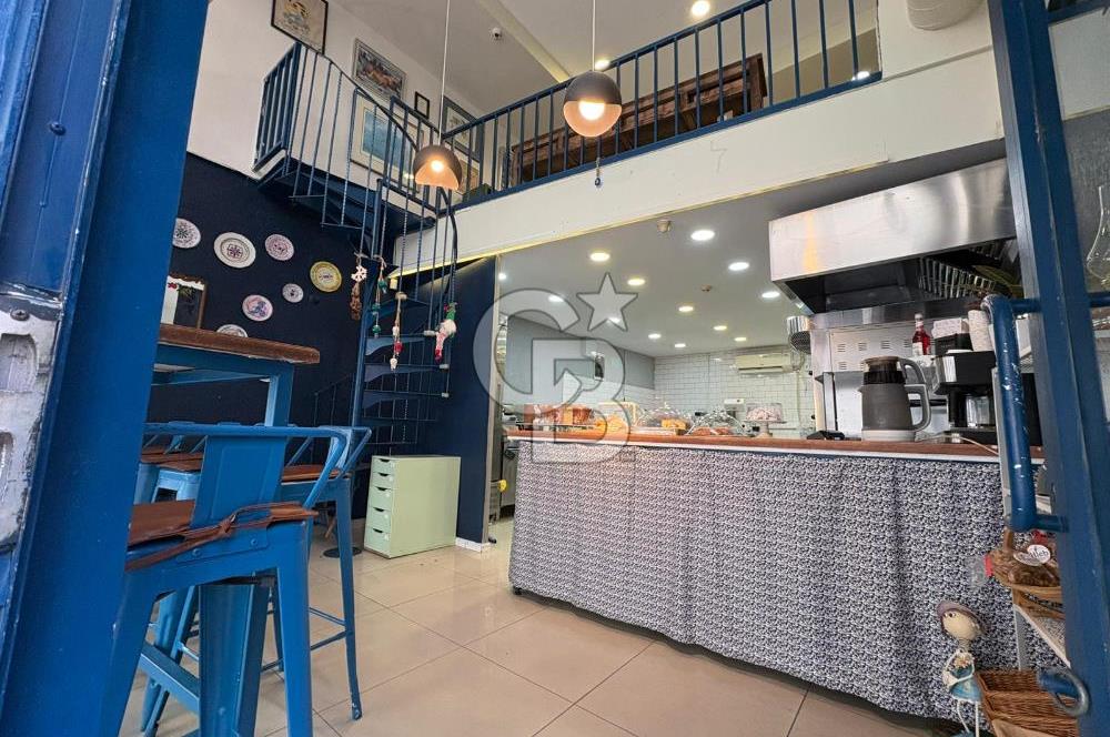 Kadıköyde Müşterisi Hazır, Çok Amaçlı Devren Kafe