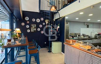 Kadıköyde Müşterisi Hazır, Çok Amaçlı Devren Kafe