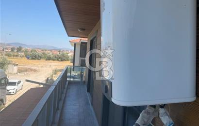 Foça Yenibağarası Mah. Kiralık Kapalı Mutfaklı 2+1 Daire
