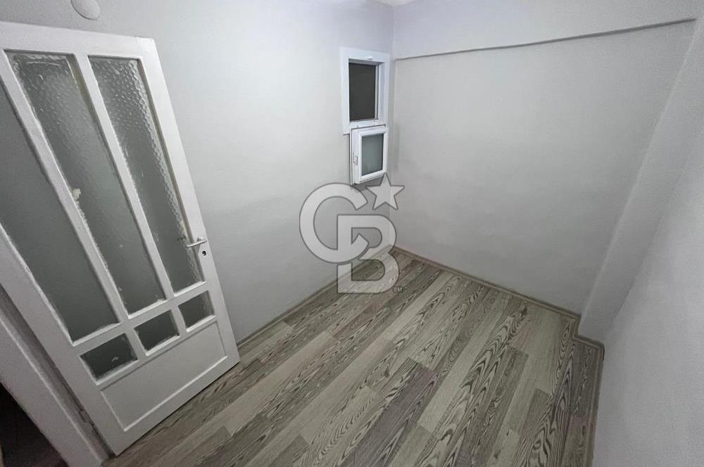 KARŞIYAKA BAHÇELİEVLER'DE KİRALIK ARAKAT 3+1 DAİRE